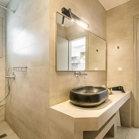 Caldera Stories Private *