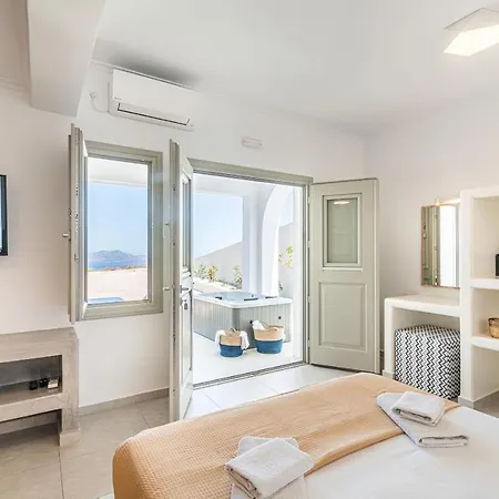 Caldera Stories Private Hotel *