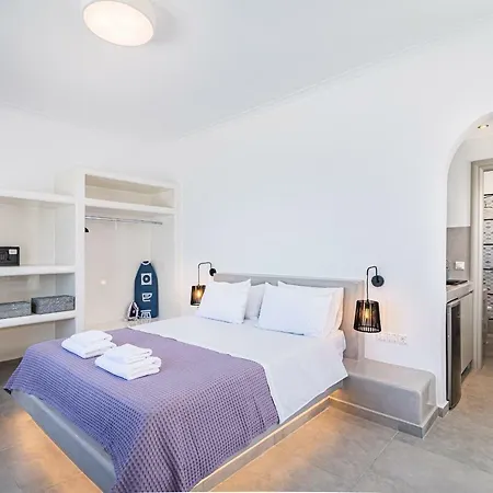 Caldera Stories Private Hotel