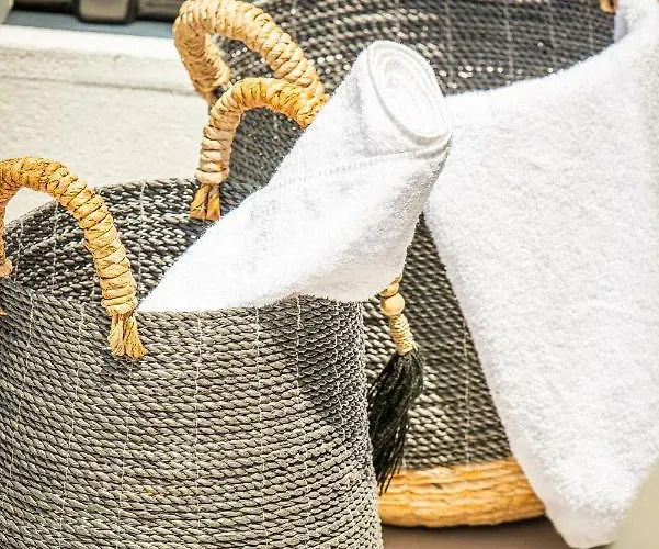 Caldera Stories Private * 梅加洛克里