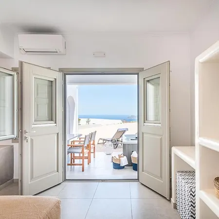 Caldera Stories Private Hotel