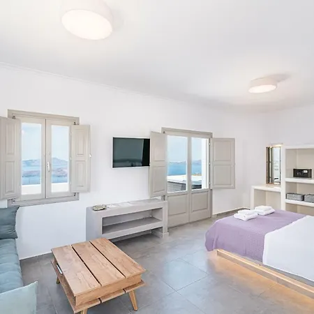 Caldera Stories Private Hotel *